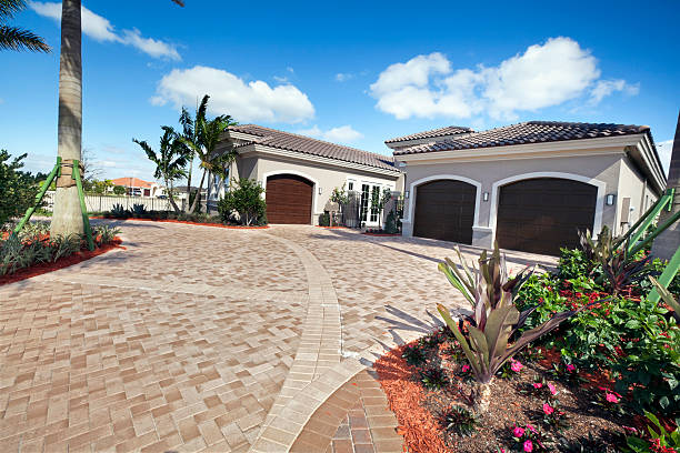 Best Professional Driveway Pavers  in Montalvin Manor, CA